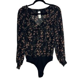 NWT Cupshe Floral Sheer Ruffle V Neck Bodysuit Small